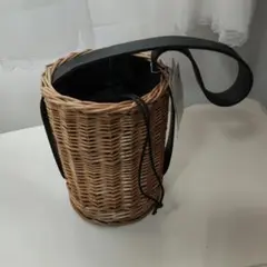 かごバッグ バケツ型のサムネイル