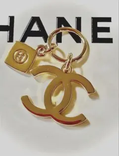 CHANEL シャネル ココマーク ホリデー限定チャーム