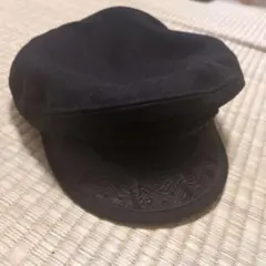 黒いキャスケット ウール素材