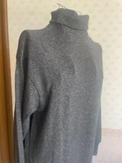 美品！UNIQLO ハイネックワンピース