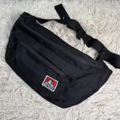 美品　BEN DAVIS ベンデイビス　ボディバッグ　ウエストバッグ　斜め肩がけ