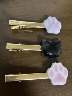 猫の足跡と肉球デザインヘアピン3個セット