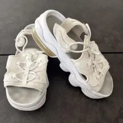 NIKE ナイキ渋谷正規店購入　エアマックスココ 24cm ホワイト