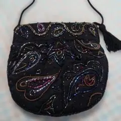 ビーズ刺繍 黒 ポシェット・バッグ タッセル付き