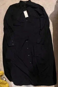 ユニクロ　コットンギャザーロングシャツワンピ　サイズM
