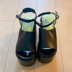 YOSUKE 厚底サンダル ブラック S