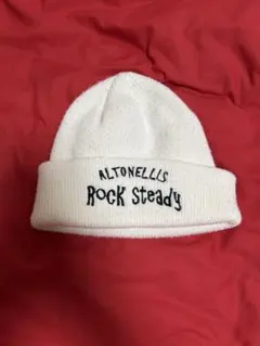 RIDICULOUS ホワイトビーニー ロゴ刺繍入り