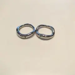 GOLDYシルバーワンタッチイヤリングのサムネイル