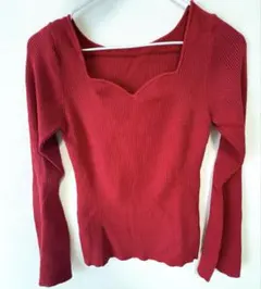 値下げベースメントオンライン　ハートネックフレアスリーブニット　ルージュ　レッド