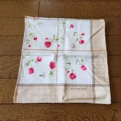 バーバリー、ベージュ枠、薔薇柄、大判ハンカチ