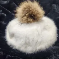 INGNI　白　ベレー帽　ポンポン