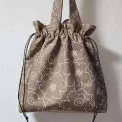 巾着トートバッグ（大きな花柄　モカベージュ）　サブバッグ　エコバッグ　北欧風