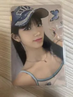 LESSERAFIM CRAZY カズハ yizhiyu 中国 北京トレカ