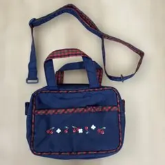 ファミリア　ナイロン　小さめ　バッグ　ポーチ 肩掛け　赤チェック　さくらんぼ