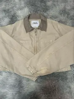 ZARA ベージュ ジッパー付きジャケットのサムネイル