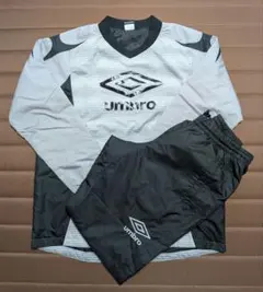 umbro　アンブロ　中綿ピステ　サッカーウェア【価格相談◯】