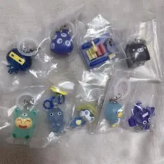 めじるしアクセサリー　ガチャガチャ　カプセルトイ　ブルー、青、ブラック、黒系