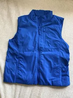 UNIQLO ユニクロ　ナイロン中フリースベスト 130サイズ