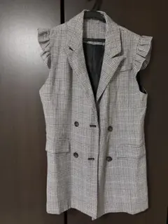 新品未使用♪神戸レタス　チェック柄 ダブルブレスト フリルベスト
