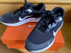 ✴️美品✴️ナイキNIKE スニーカー　黒　25cm