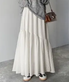 フレアロングスカート