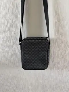 Emporio Armani ショルダー バッグのサムネイル