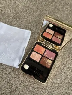 クレドポーボーテ・オンブルクルールクアドリ　501・ホリデーコレクション2023