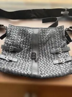 ボッテガ　ブラック ショルダーバッグ 編み込みデザイン