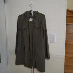 Item thumbnail for item 9544a476-0ad4-497f-af61-00cf41ab09ce