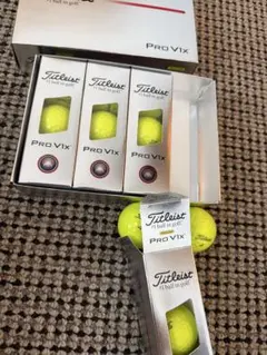 タイトリスト　PRO V1X イエロー　1,2,3,4 新品のサムネイル