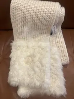 【美品】モンクレール　マフラー　ホワイト