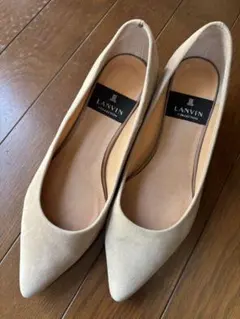 お値引き中！LANVIN パンプス　22.5cmのサムネイル