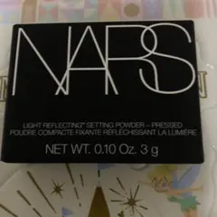 新品★NARS ライトリフレクティング　セッティングパウダー（フェースパウダー）のサムネイル