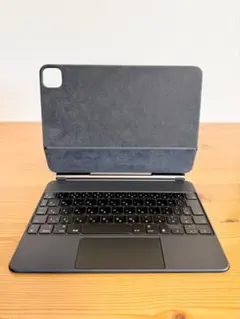 【極美品】Apple純正 MagicKeyboard 11インチ A2261