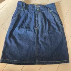 デニムスカート　タイト　台形