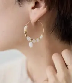 ear PAPILLONNER 新品・未使用　ワントーンフープピアスのサムネイル