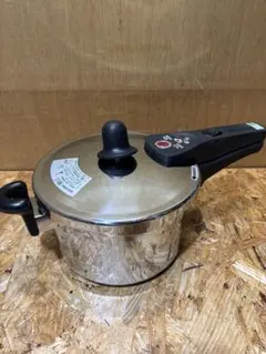 ワンダーシェフ 圧力鍋 3L TROISのサムネイル