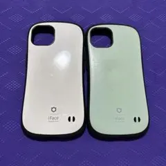 iFace iPhone13用ハードケース　ホワイト、ダルグリーンセット