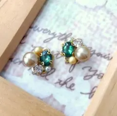 【PE-100】ビジューピアス/イヤリング