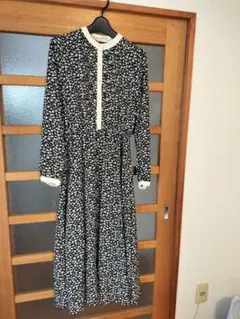 Green Parks 花柄長袖ワンピース