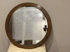 【大幅値下げ】鏡　円形木製壁掛け　リボン装飾