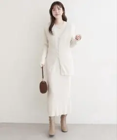 natural couture ラメフェザーニットベスト×リブワンピース