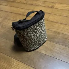 【新品未使用品】POLA レオパード柄 バニティポーチ ハンドル付きのサムネイル