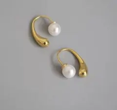 パールキャッチ　ピアス