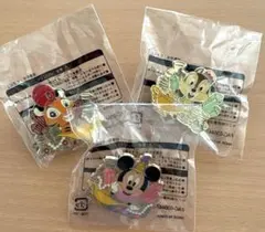 ディズニー　ピンバッジ