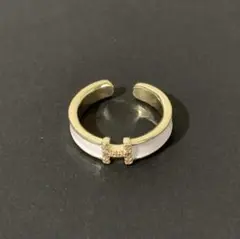 CZダイヤ　Hデザインリング　新品