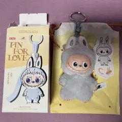 正規品 POP MART ラブブ PIN FOR LOVEイニシャルC グレー