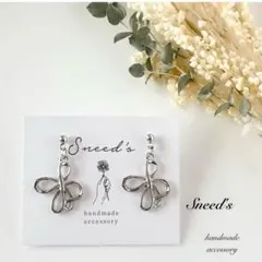▪シルバークローバーチャームピアス／イヤリング