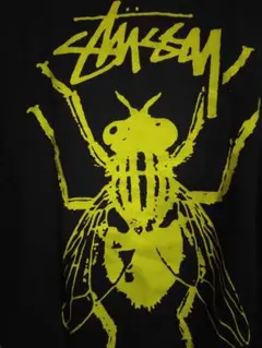 Stussy ハチ グラフィック 長袖Tシャツ