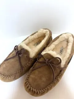 【未使用】UGG モカシン　23cm ベージュ　アグ